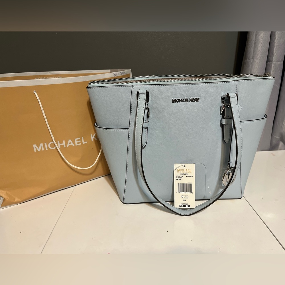 Michael Kors Charlotte large shoulder tote
